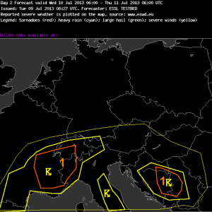 DAy 2 outlook with yellow lines representing the thunderstorm areas (15-% thin lines and 50-% thick lines) and orange lines showing the level 1 areas.