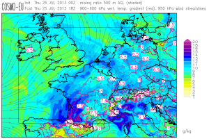 Fig. 3: GFS (top), ECMWF (center) and COSMO-EU (bottom) forecast for 18 UTC Thu 25 July 2013: mid-level lapse rates (red contour lines, plotted above 6.5 K/km) and low-level moisture.