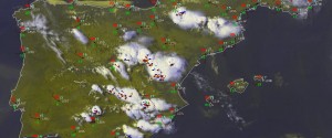 Fig. 4: Nowcast Monitor display at 16 UTC Tue 9 July 2013, the end of the validity of the nowcast shown in Fig. 3. Rapid E-view satellite channel and lightning detections within the last 5 minutes.